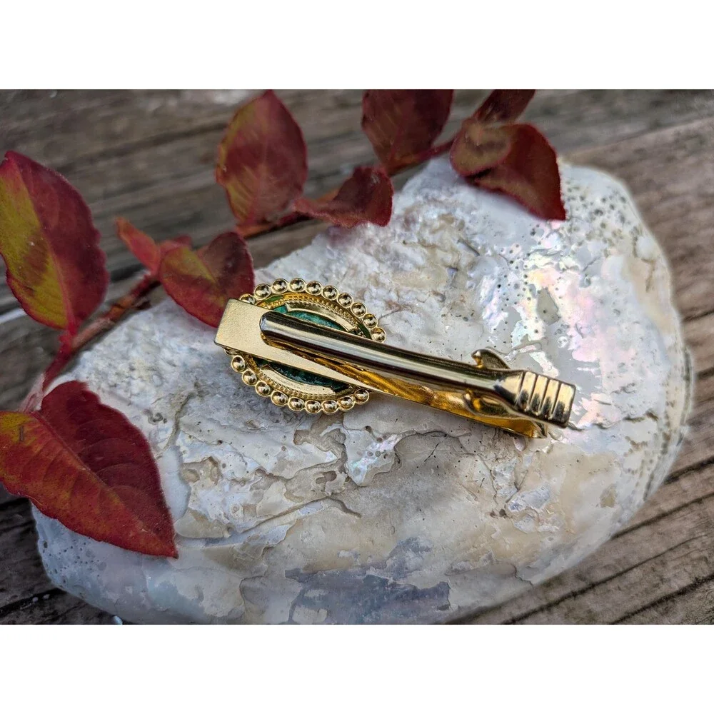 Vintage Malachite Cabachon Tie Bar, Mens Dressware Accessories